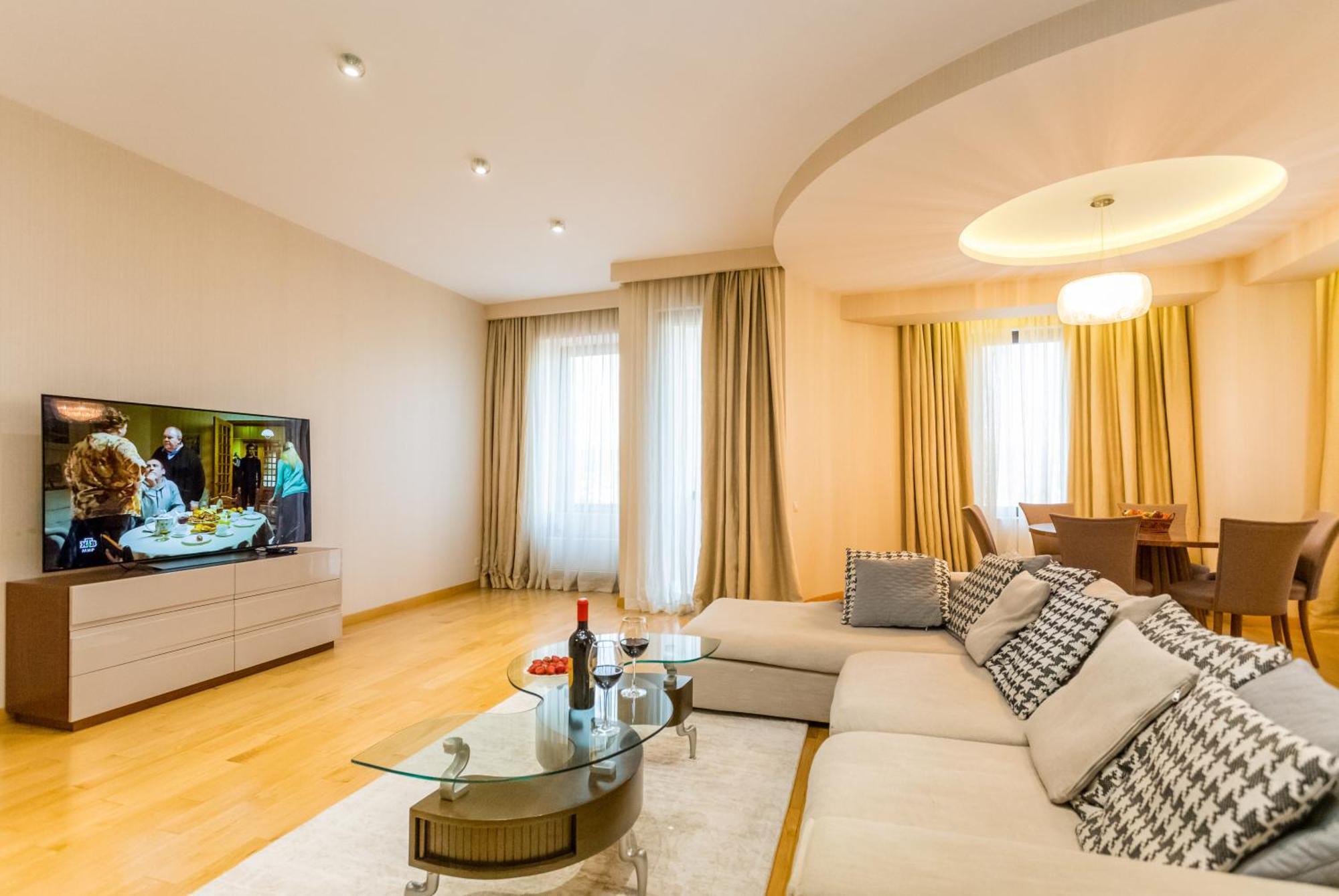 The Grand Apartment Lll 第比利斯 外观 照片